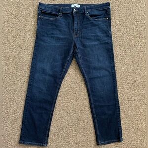 Comfort stretch tailored fit denim
